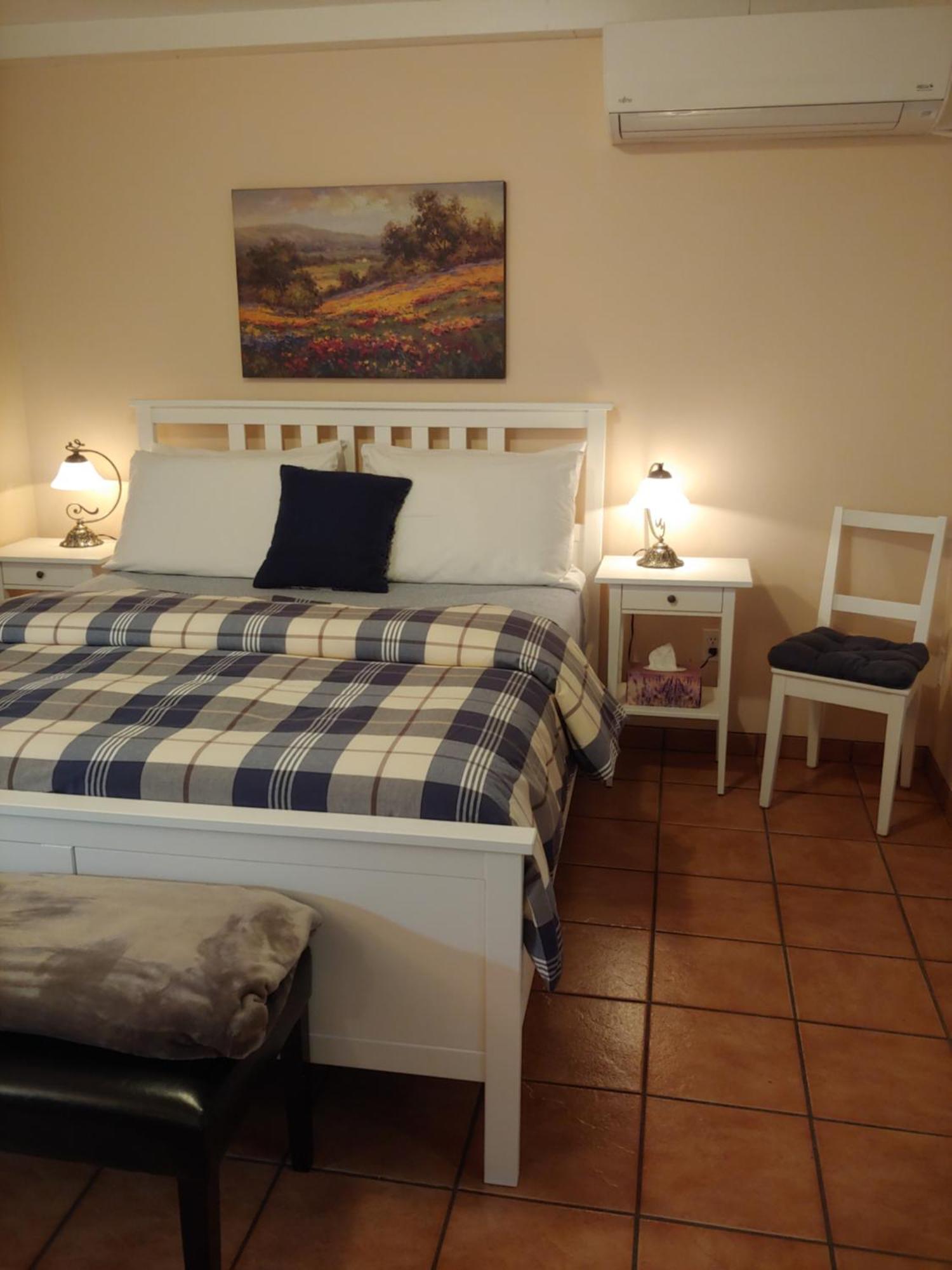 3 Bedrooms 3 Beds Near Metro -2 Parking Free Μόντρεαλ Εξωτερικό φωτογραφία