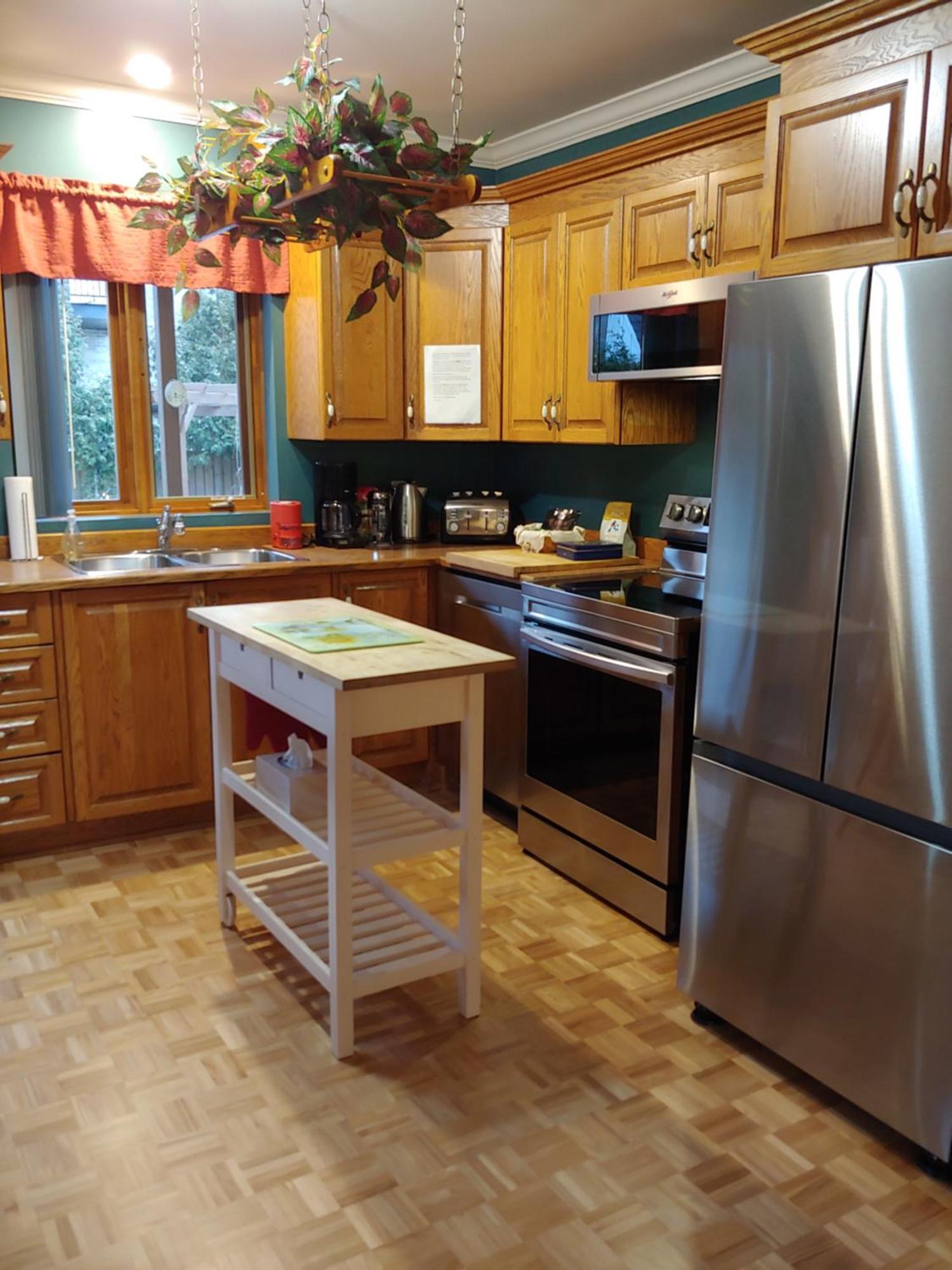 3 Bedrooms 3 Beds Near Metro -2 Parking Free Μόντρεαλ Εξωτερικό φωτογραφία