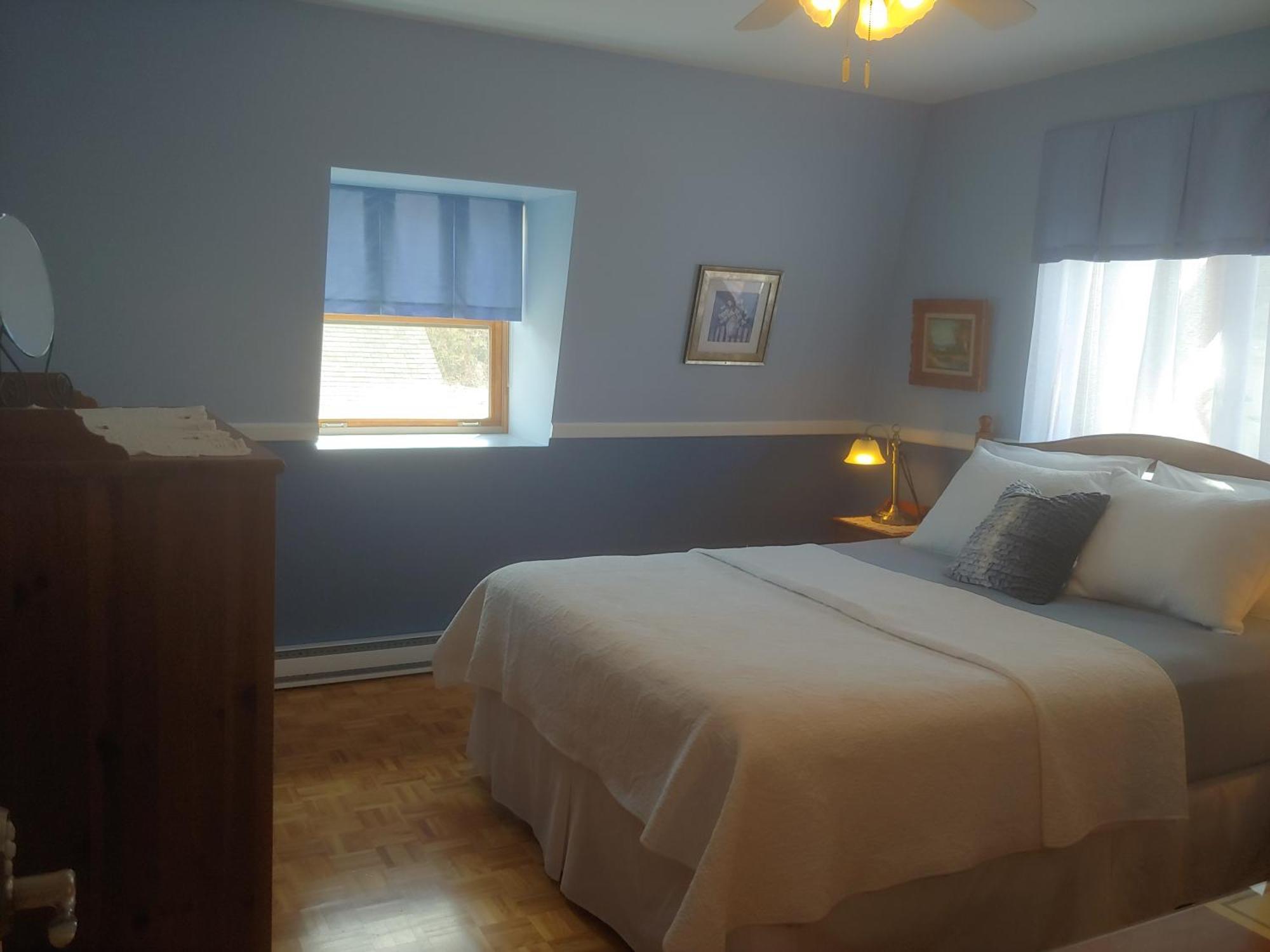 3 Bedrooms 3 Beds Near Metro -2 Parking Free Μόντρεαλ Εξωτερικό φωτογραφία