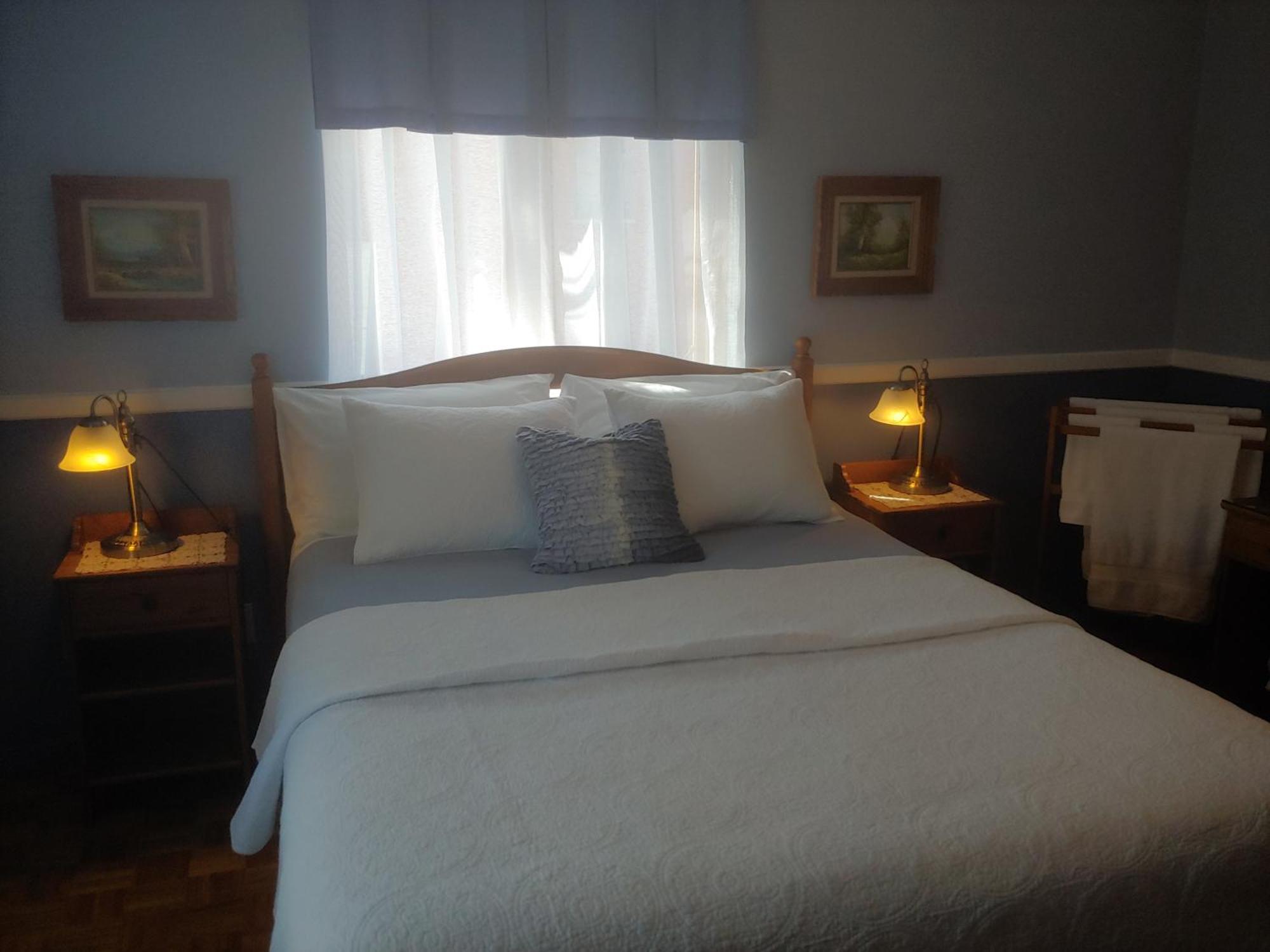3 Bedrooms 3 Beds Near Metro -2 Parking Free Μόντρεαλ Εξωτερικό φωτογραφία