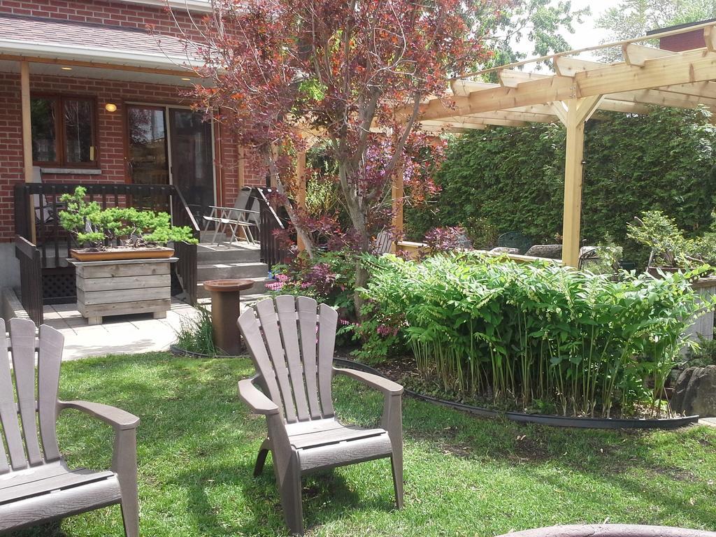 3 Bedrooms 3 Beds Near Metro -2 Parking Free Μόντρεαλ Δωμάτιο φωτογραφία