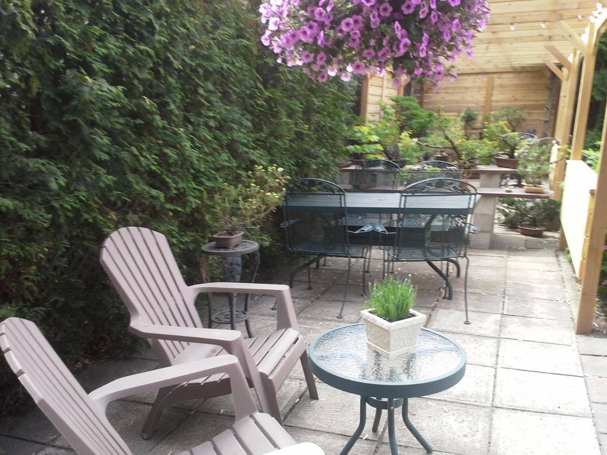 3 Bedrooms 3 Beds Near Metro -2 Parking Free Μόντρεαλ Δωμάτιο φωτογραφία